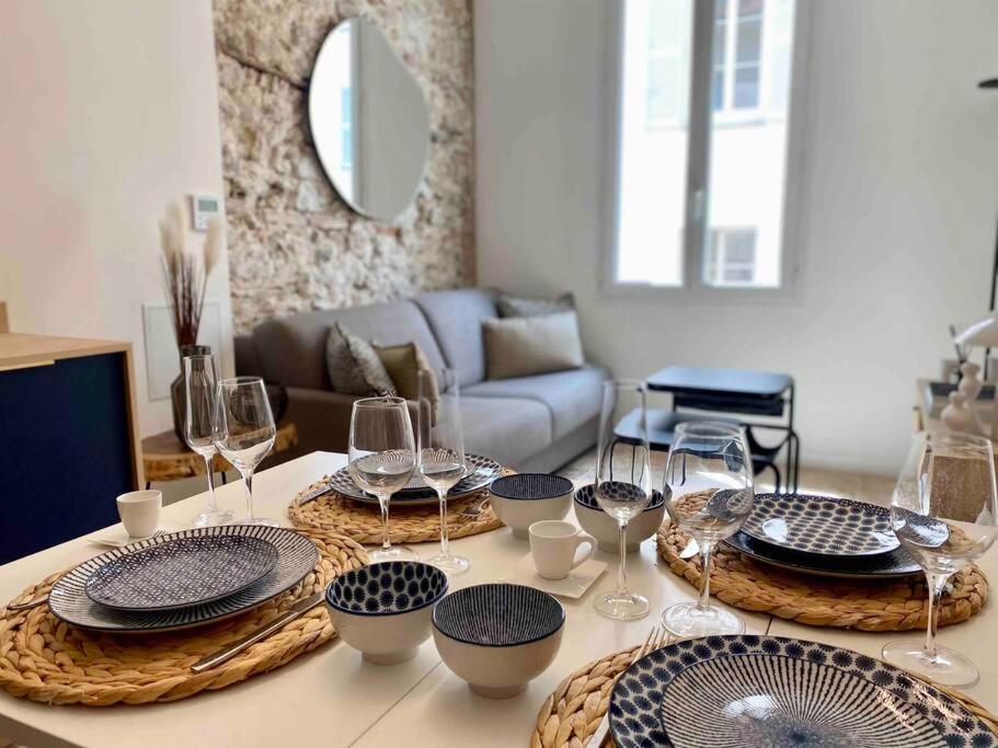 Au Coeur Du Viel Antibes - Cosy Appartement Exteriér fotografie
